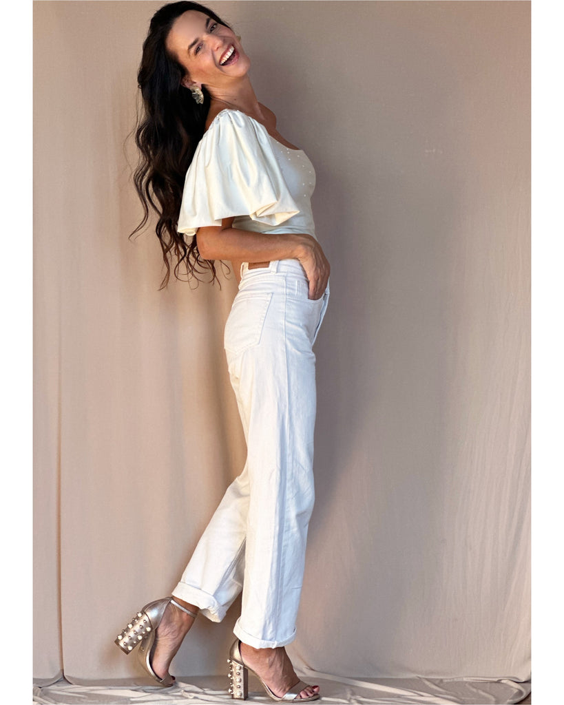 Top Manuela White